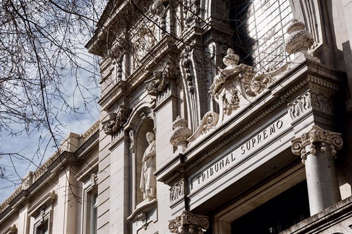 Archivo - Fachada del Tribunal Supremo, a 27 de febrero de 2025, en Madrid (España).