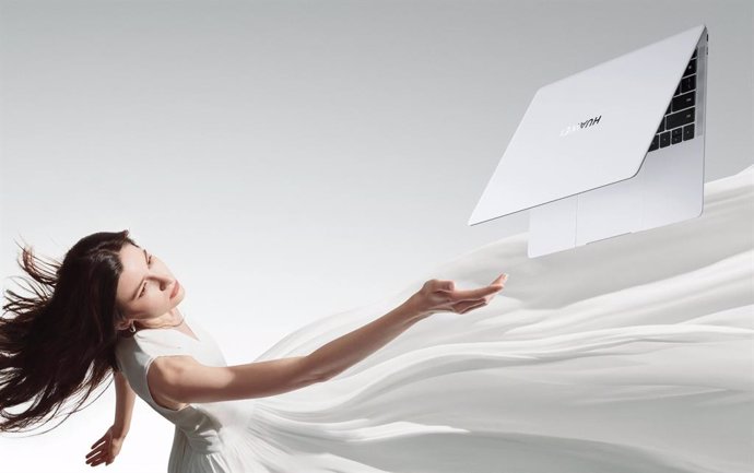 O laptop MateBook X Pro 2024.
