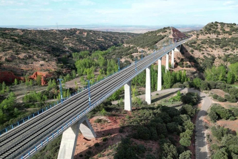 Archivo - Viaducto entre Sagides (Soria) y Alhama de Aragón (Zaragoza)