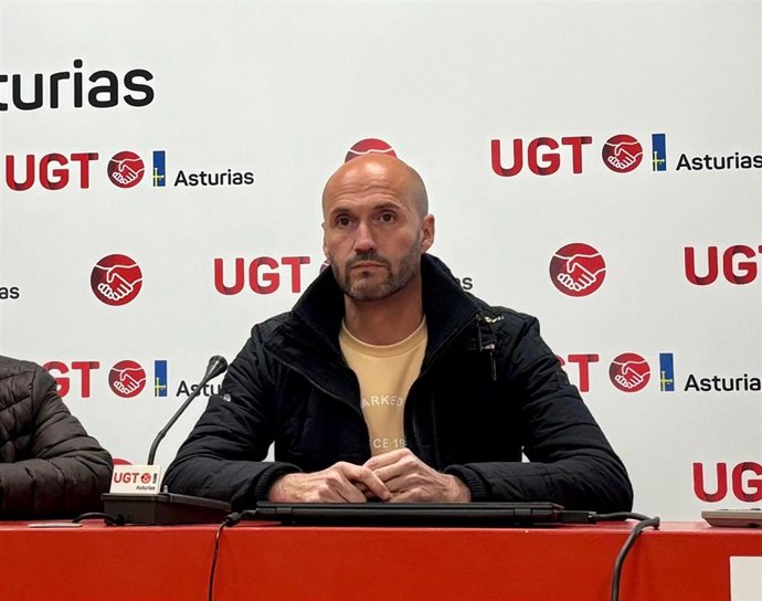 El responsable del Sindicato Profesional de Transporte Sanitario de UGT Servicios Públicos Asturias, Javier Francisco Álvarez.