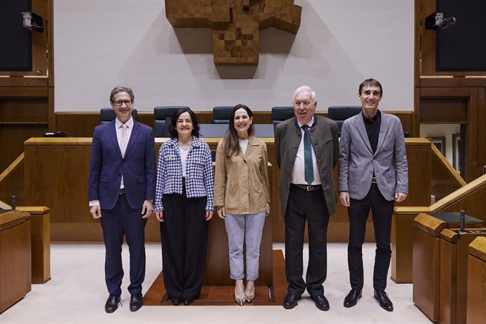 El Parlamento Vasco y EuroBasque celebran el Día de Europa con una jornada sobre los desafíos europeos ante la crisis