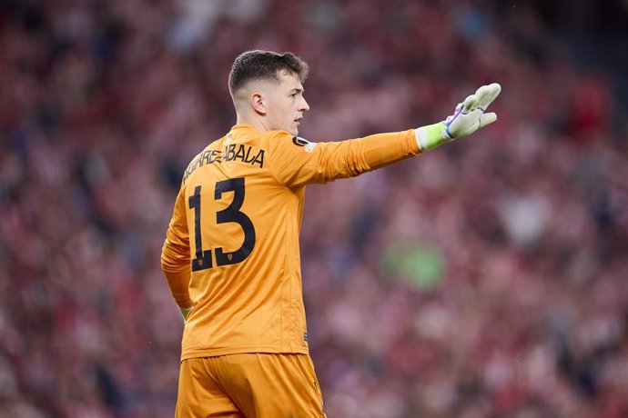 Julen Agirrezabala of Athletic Club reacts during the UEFA Europa League 2024/25 Semi Final First Leg match between Athletic Club and Manchester United at San Mames on May 1, 2025, in Bilbao, Spain.