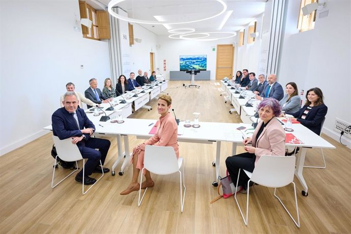 La presidenta del Gobierno de Navarra, María Chivite, este miércoles en la celebración de la primera Mesa de la Conectividad Aérea.