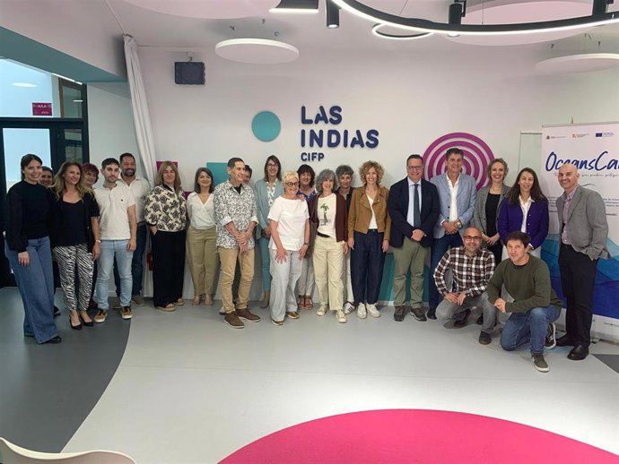 Canarias y País Vasco se unen en un proyecto educativo que reutiliza residuos capilares en defensa del medio marino