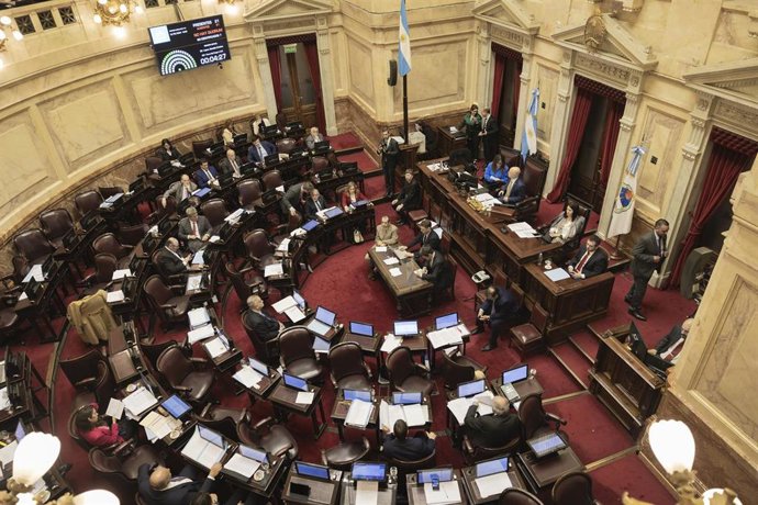 Archivo - Vista del interior del Senado de Argentina durante una sesión