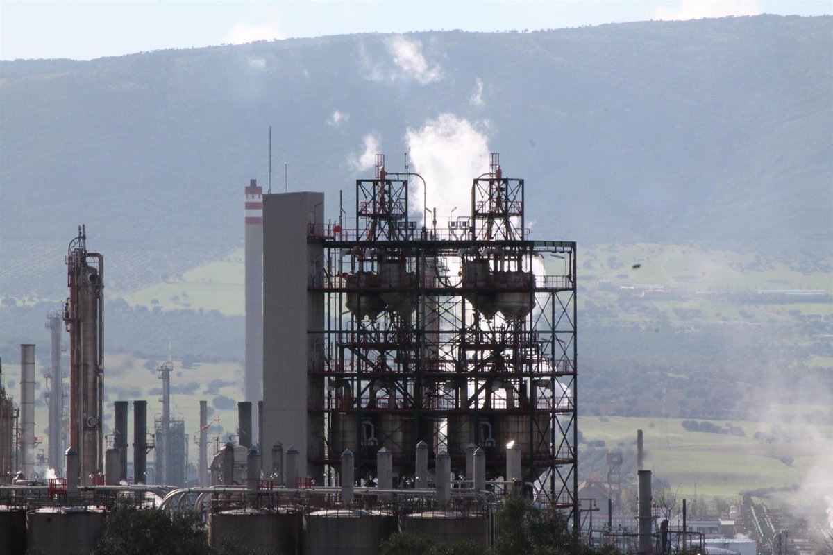 La producción industrial sube un 5,4% en marzo en Asturias, 3,1 puntos menos que la media nacional
