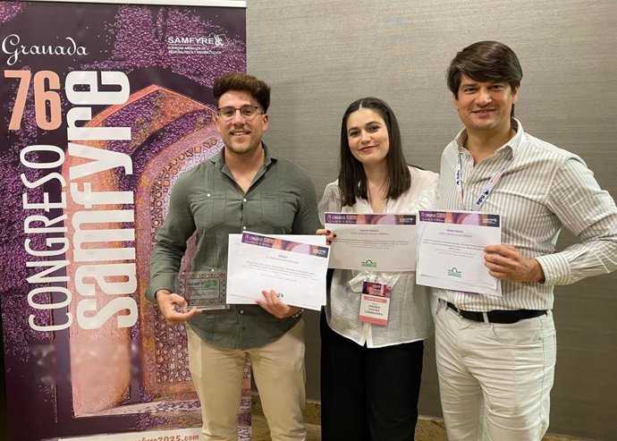 Premiados del servicio de Medicina Física y Rehabilitación del Hospital de Valme.