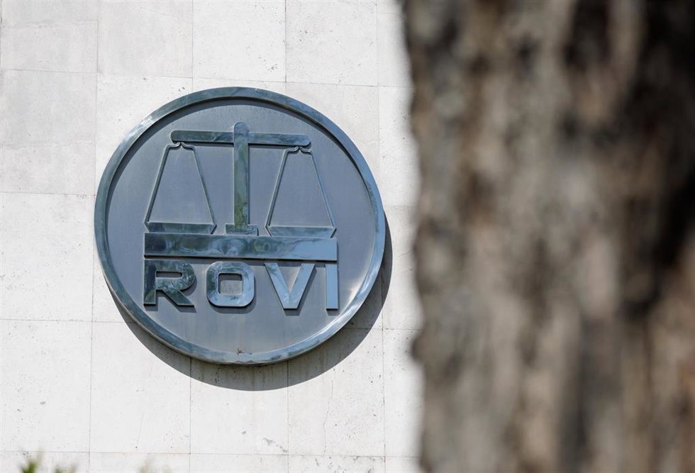 Archivo - Fachada de la sede de Laboratorios Farmacéuticos Rovi, en Madrid (España).