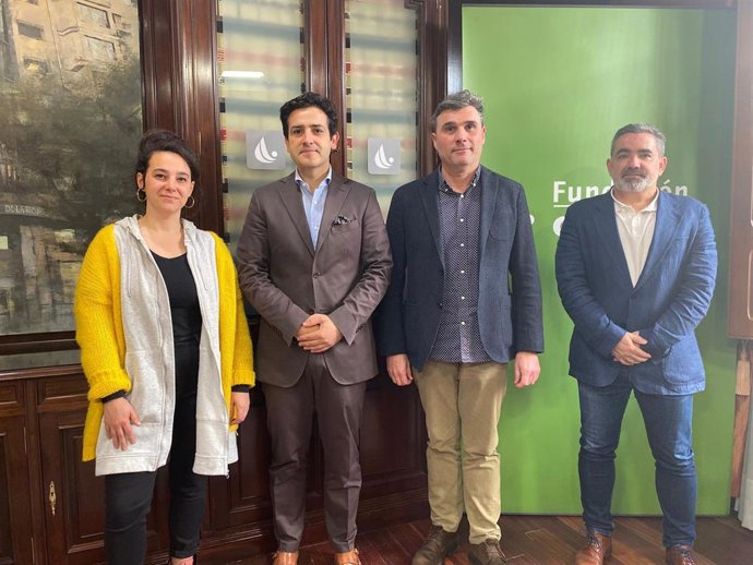 La escultura 'La fresca', de Naiara Arrieta, seleccionada este año para el proyecto '1 Kilómetro de Arte' en Ventosa