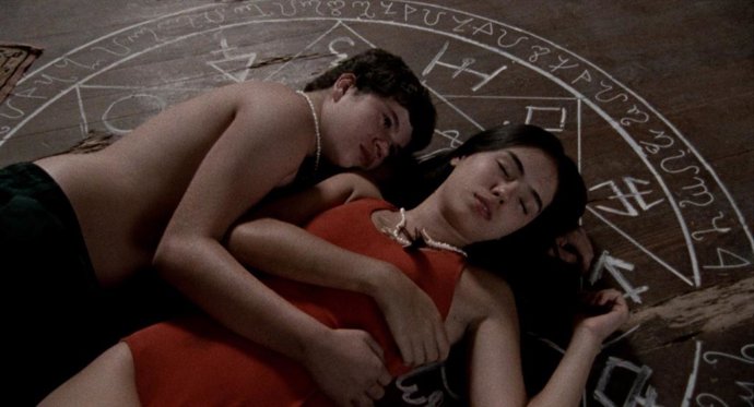 Fotograma de la película 'Las mantis'