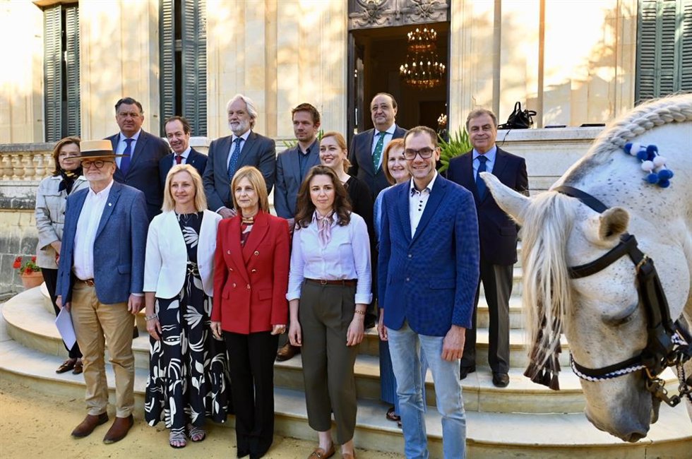 García-Pelayo en la celebración en Jerez de la Asamblea General que la Red de Ciudades Europeas del Caballo.