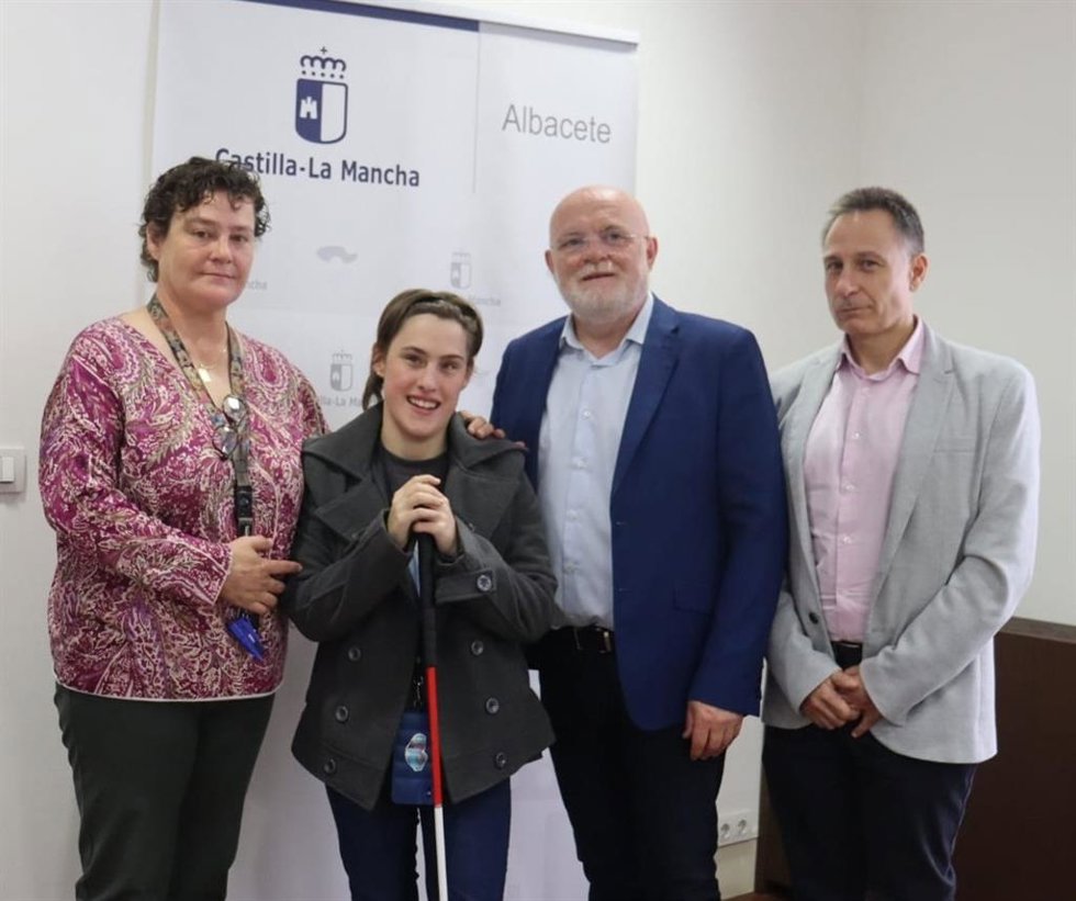 Convenio de la Junta con la jinete Cristina Landete.