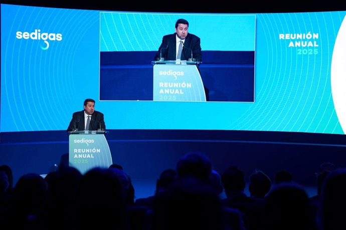 El presidente de Sedigás, Joan Batalla, interviene durante la reunión Anual de Sedigás, en el Palacio de Linares, a 8 de mayo de 2025, en Madrid (España). Bajo el lema ‘Gases Renovables, Energía Sostenible para la Competitividad y la Soberanía Energética’