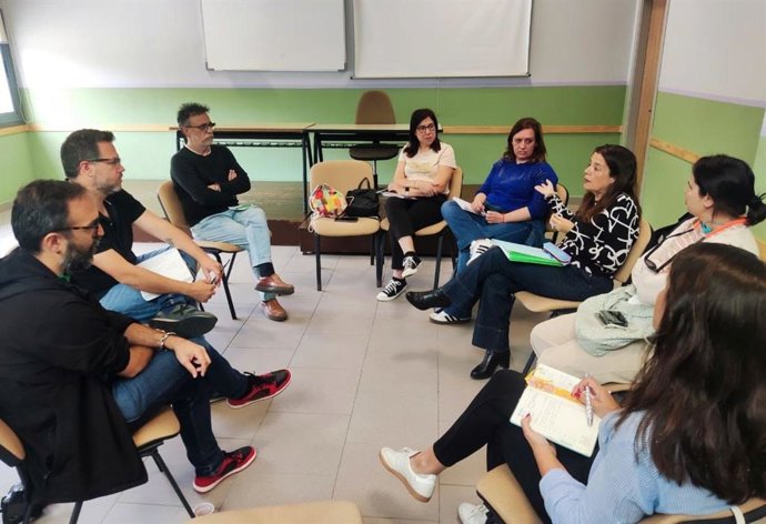 Imagen de este jueves del encuentro del portavoz de Adelante Andalucía, José Ignacio García, con AMPAS en Jerez de la Frontera (Cádiz).