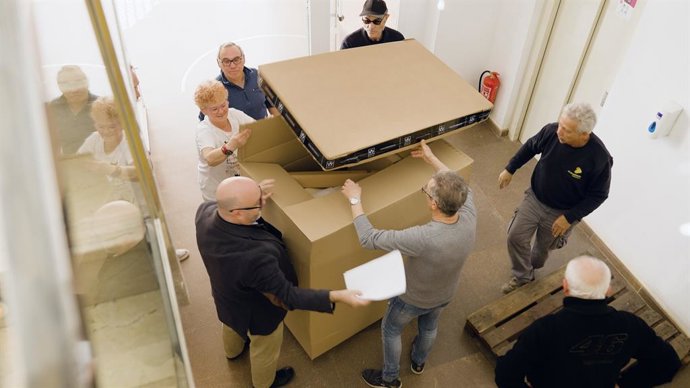 Divina Seguros y la FSMCV entregan instrumentos de percusión a 22 sociedades musicales afectadas por la DANA