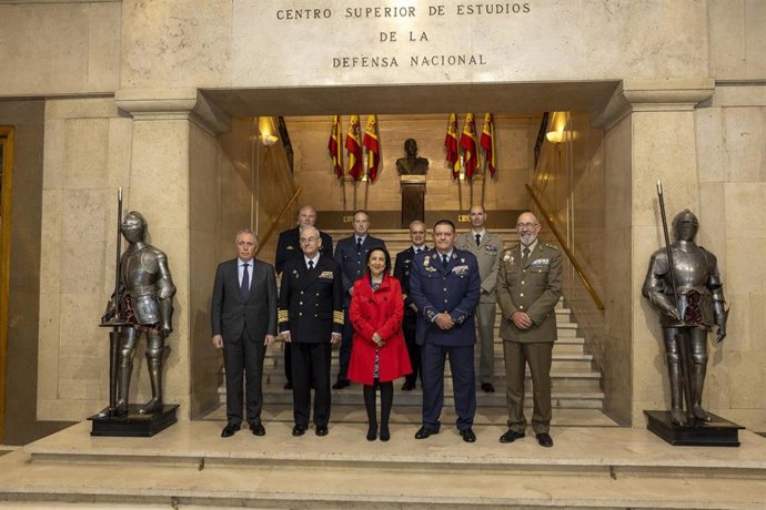 La ministra de Defensa, Margarita Robles, en el 25º aniversario de la Escuela Superior de las Fuerzas Armadas (ESFAS).