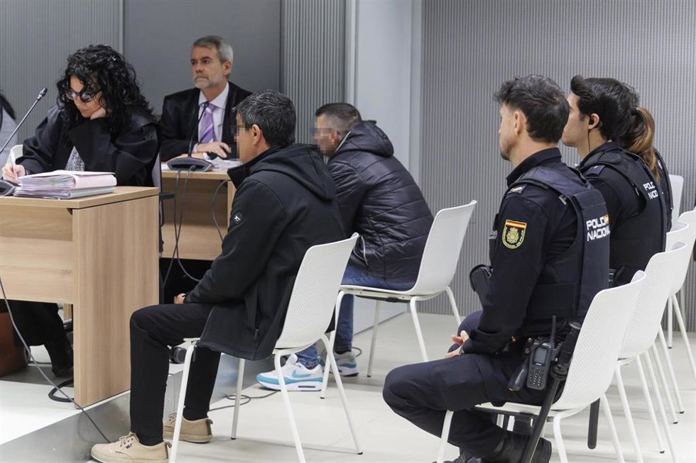 Primer día de juicio contra tres acusados por el crimen de Viniegra