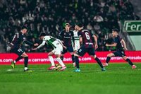 El Elche busca encarrilar el ascenso ante el Levante y Racing y Oviedo aprovechar la oportunidad