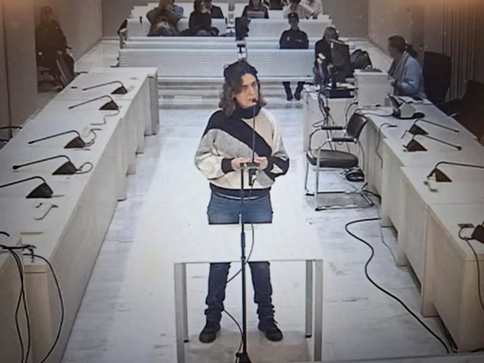 Archivo - Iratxe Sorzabal, exjefa de ETA, en un juicio ante la Audiencia Nacional el 18 de marzo de 2025.