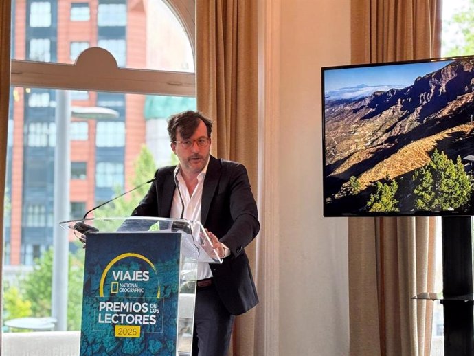 Paradores recibe el premio de lectores de Viajes National Geographic 2025 al mejor proyecto de sostenibilidad turística.