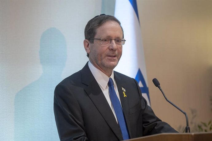Archivo - January 26, 2025, New York, New York, United states: (new) the altneu synagogue in nyc opening event. January 26, 2025, new york, new york, usa: isaac herzog, president of the state of israel, speaks at the altneu synagogue in nyc opening event 