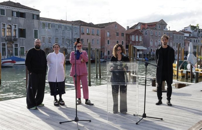 Inauguración de la exposición 'Parlaments d’Aigua: Arquitectures Ecosocials Projectives'