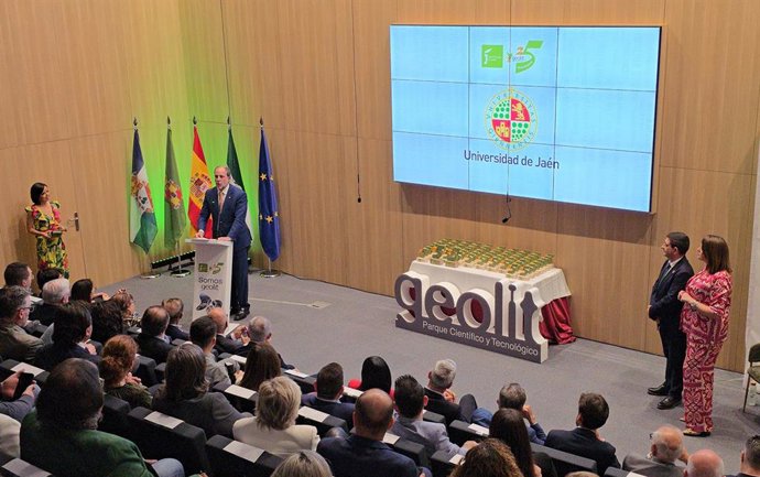 El rector de la Universidad de Jaén (UJA), Nicolás Ruiz Reyes, en el acto conmemorativo organizado por el 25 aniversario del Parque Tecnológico.