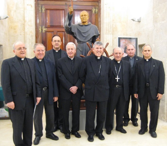 Robert Francis Prevost Martínez, elegido como el nuevo papa, León XIV, en su visita a Valladolid en 2008