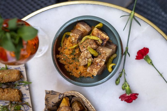 Archivo - ¿Dónde Comer En San Isidro En Madrid? Descubre Los Restaurantes Más Castizos Con Ambiente De Verbena