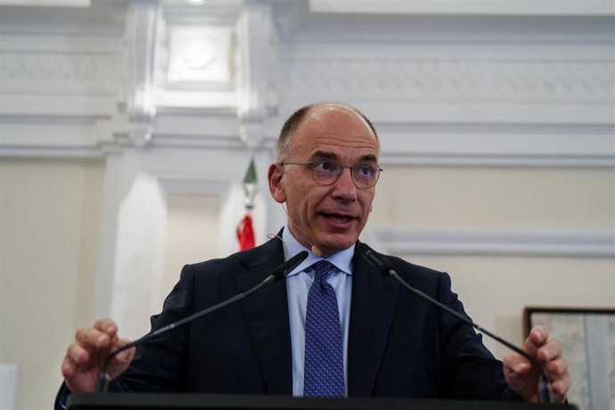 Archivo - El exprimer ministro del Consejo de Ministros de Italia, Enrico Letta, interviene durante la presentación del informe 'Mucho más que un mercado', en el ICAM, a 2 de abril de 2025, Madrid (España). Foto de archivo