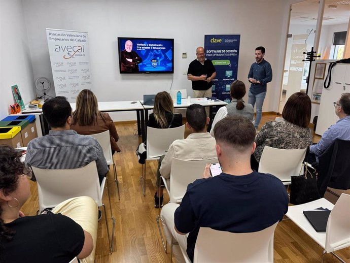 Avecal y Clavei abordan con el sector del calzado la adaptación a la nueva legislación sobre facturación digital