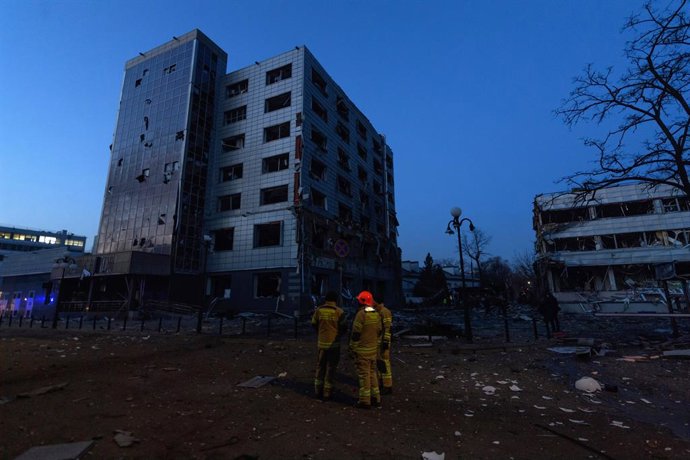 Archivo - Arquivo - Imagem de arquivo de um ataque russo em Kiev, Ucrânia.