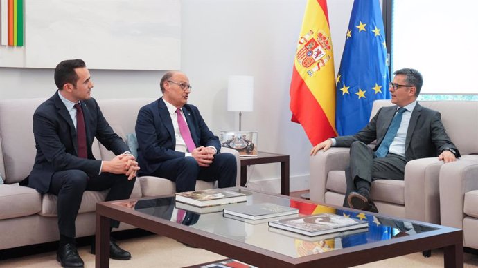 Instant de la reunió entre CECOT i el ministre de Presidència, Justícia i Relacions amb les Corts