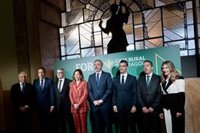 "No puede ser que las necesidades de Aragón estén supeditadas a los votos que necesita Moncloa", señala Jorge Azcón