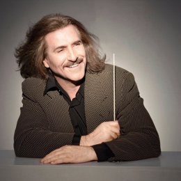 Luis Cobos