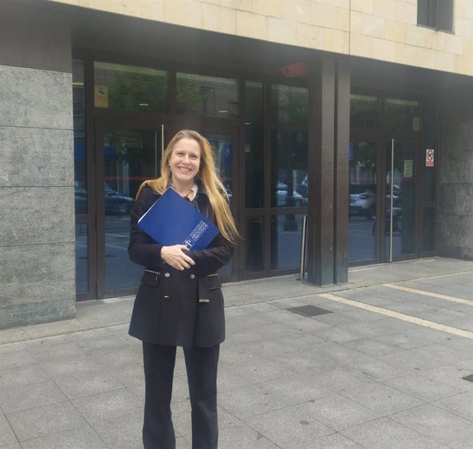 Trib.- La presidenta de FEAC tilda de "cobarde" a 'Quequé' por no contestar a sus preguntas por la causa de coacciones  