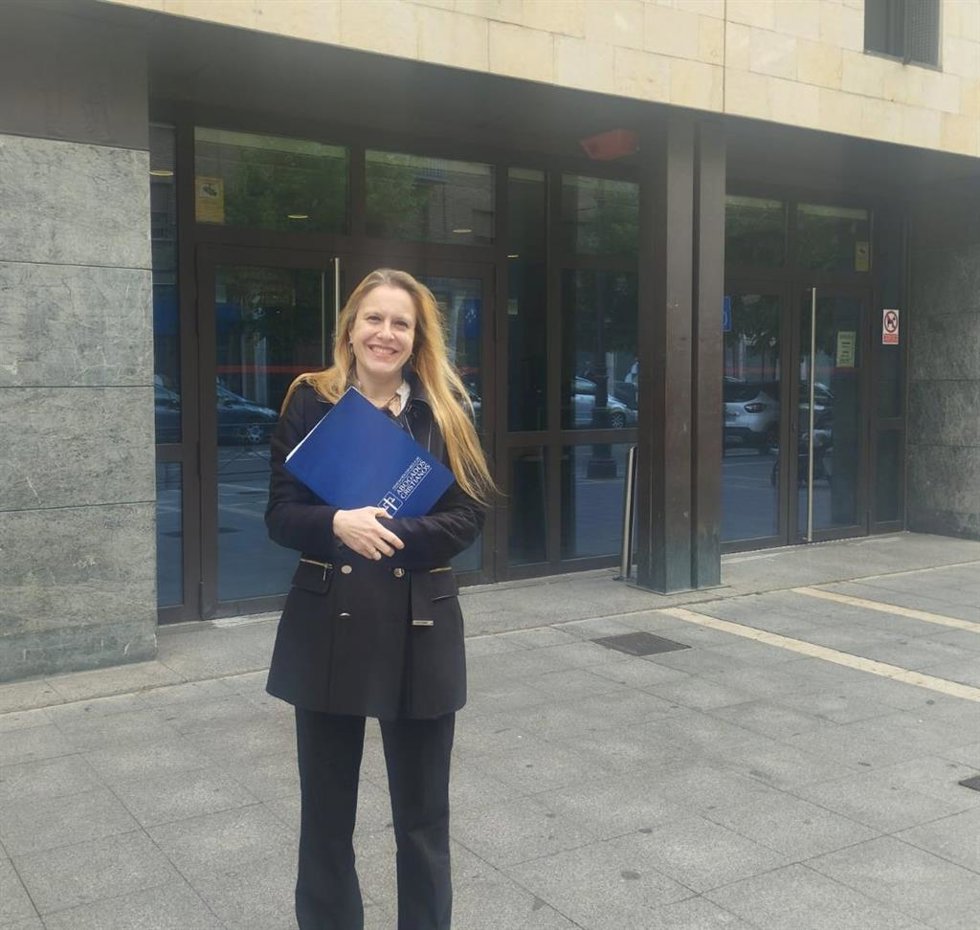 Trib.- La presidenta de FEAC tilda de "cobarde" a 'Quequé' por no contestar a sus preguntas por la causa de coacciones  