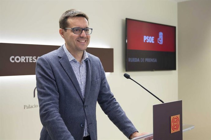 El diputado del PSOE Óscar Galeano.
