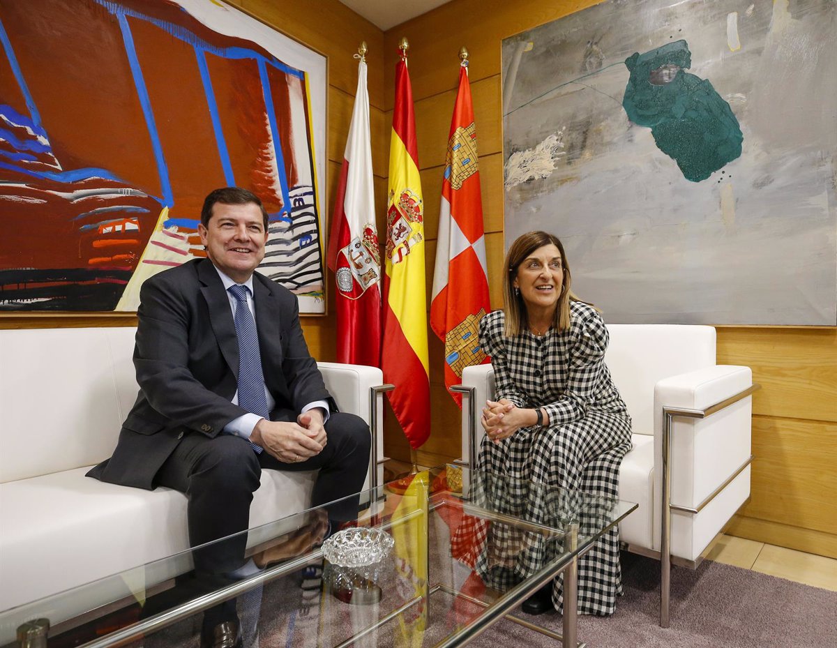 Buruaga lamenta el nuevo  tropezón  en el AVE y exige garantías de que no supondrá  el enésimo retraso 