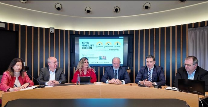 Presentació del baròmetre Auto Mobility Trends 2025