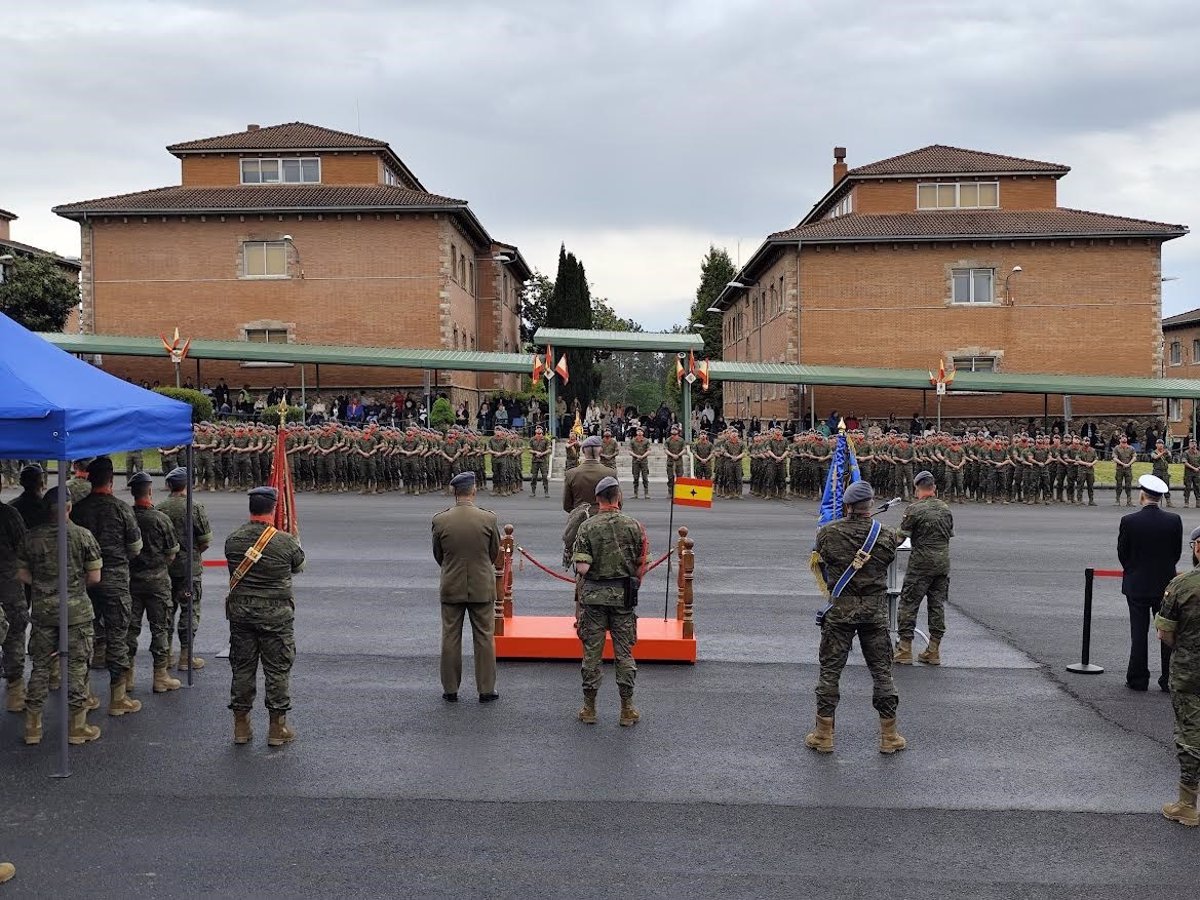 Cabo Noval despide al Grupo Táctico del Batallón  San Quintín  I/3, que se va a Eslovaquia