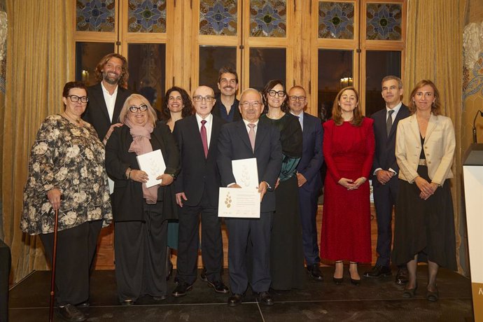 Se entregan los I Premios Áltima-Cátedra WeCare de Excelencia a profesionales, equipos y proyectos que lideran la investigación y la atención en los cuidados paliativos