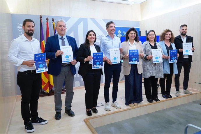 Presentación de la primera Jornada del Día de la Inteligencia Artificial organizada por PalmaActiva.