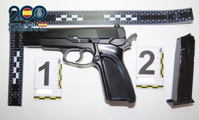 Detenido por robar a punta de pistola a compradores de criptomonedas en Valladolid y Leganés.