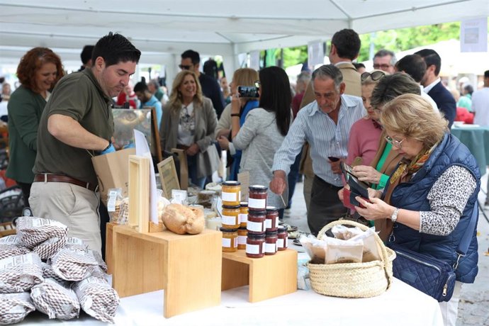 Apertura de la feria gastronómica 'Saborea el campo' organizada por la Diputación Provincial y Asaja. A 09 de mayo de 2025, en Jerez de la Frontera, Cádiz (Andalucía, España).