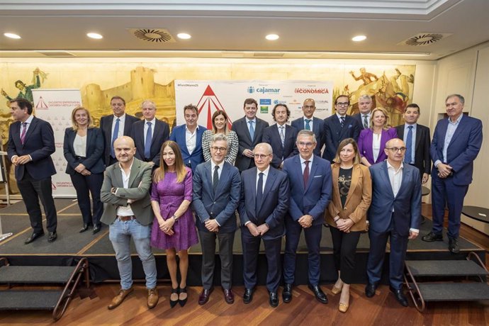 Clausura del Foro Tres Mares.