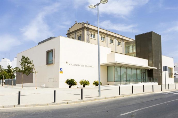 Archivo - Fachada de La Harinera.