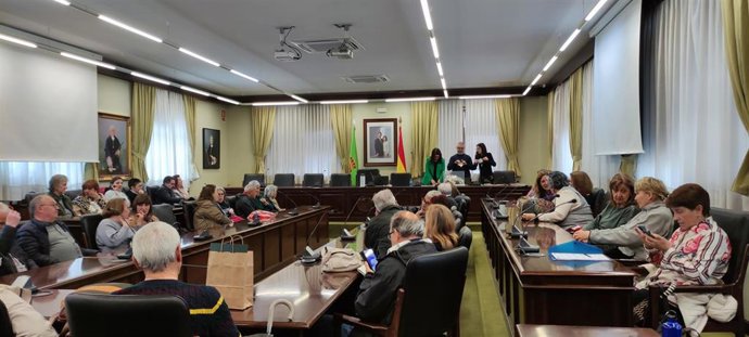 Imagen del sorteo de las plazas del Programa de la Experiencia celebrado este viernes en el Rectorado de la Universidad de León