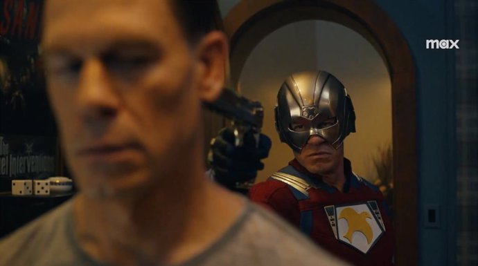 Tráiler de la temporada 2 de El Pacificador (Peacemaker) con tres personajes de Superman y giro multiversal