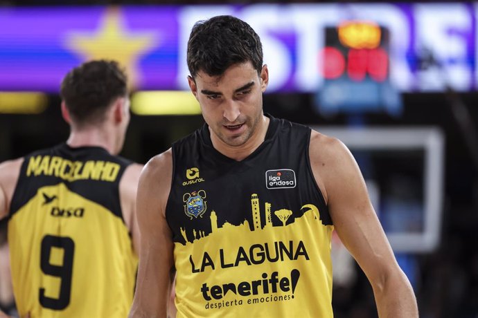 Archivo - Jaime Fernandez of La Laguna Tenerife gestures during the Liga Endesa ACB, match played between FC Barcelona and La Laguna Tenerife at Palau Blaugrana on March 09, 2025 in Barcelona, Spain.